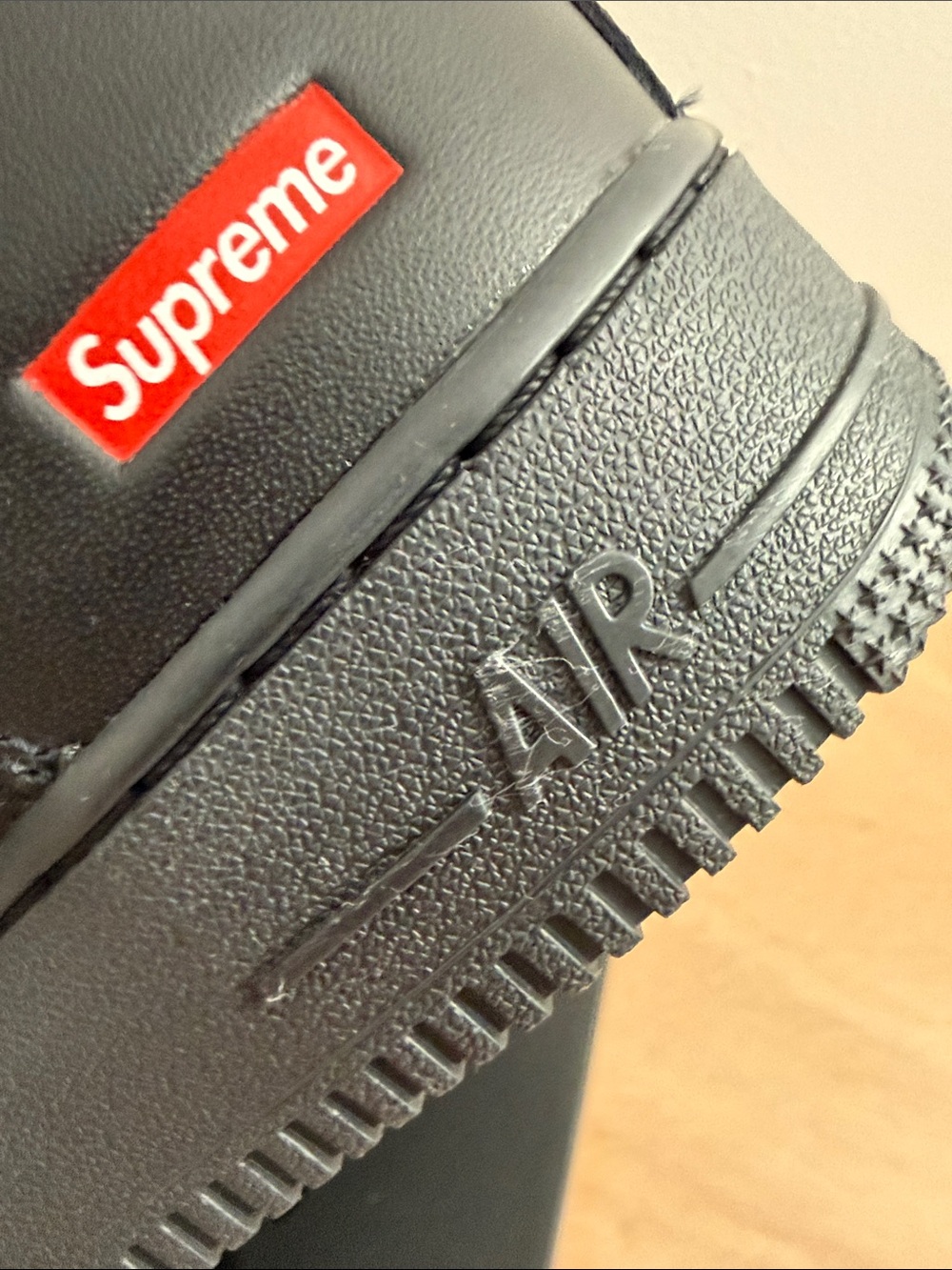 Supreme x Nike Air Force 1 Low Black Sneakers - Picture 14 of 14